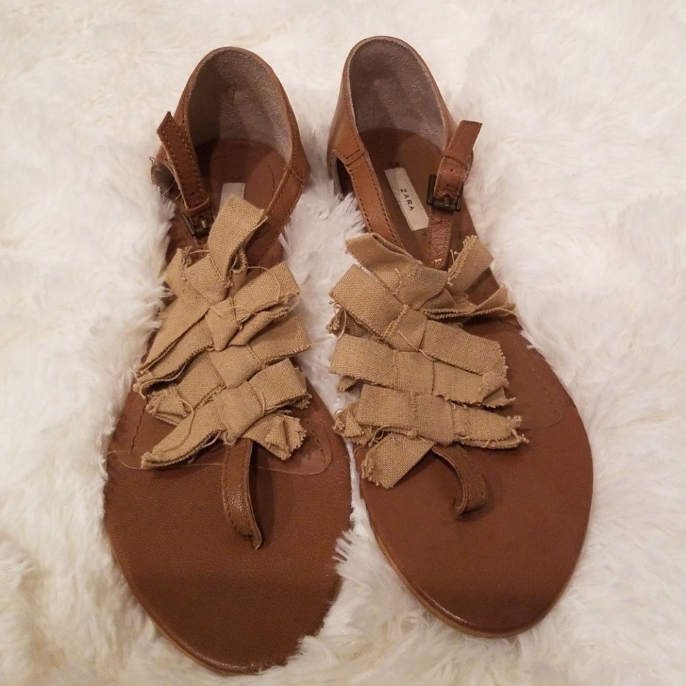 Shoe